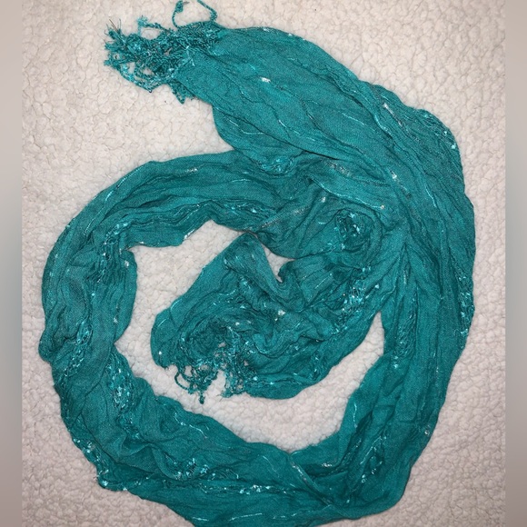 Green Fashion Scarf with Fringe Detail - Picture 1 of 3